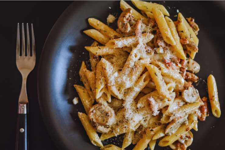 Pasta alla boscaiola in bianco