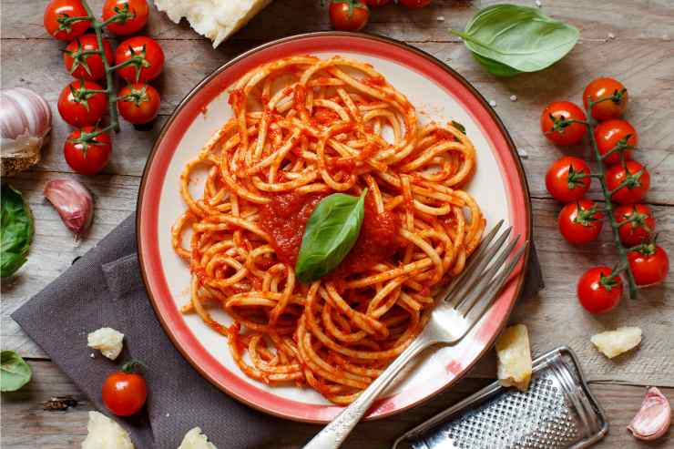 Spaghetti alla chitarra allo scarpariello 