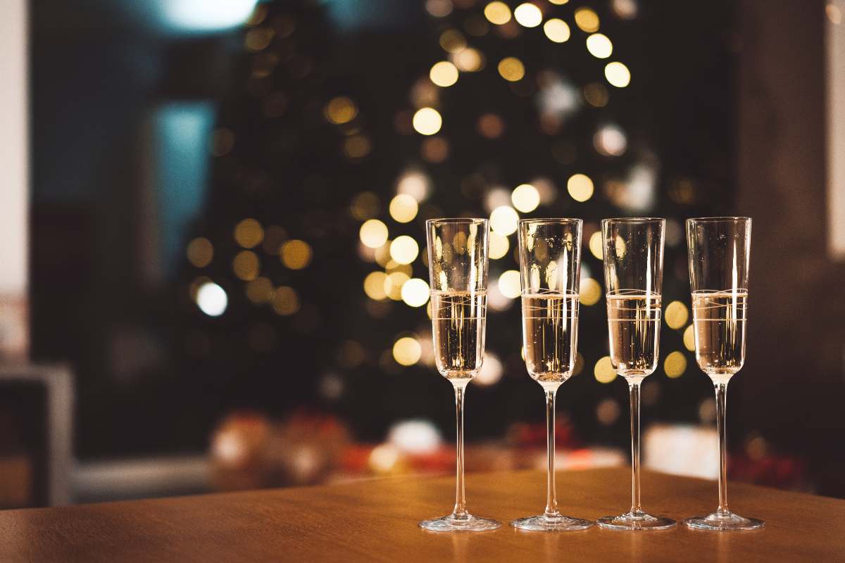 calici di vino Capodanno