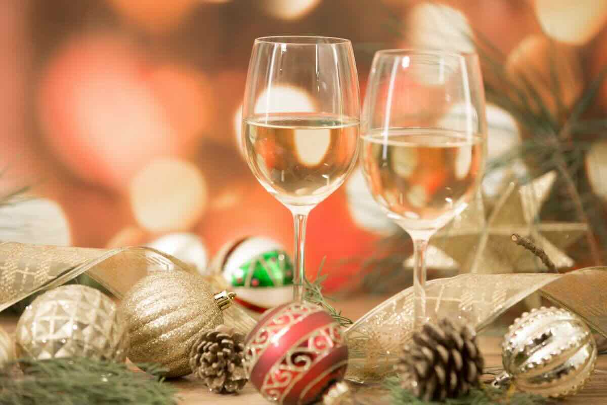 Calici vino, decorazioni Natale