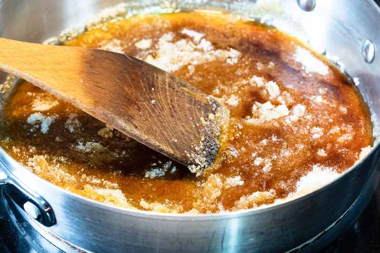 Preparazione del caramello